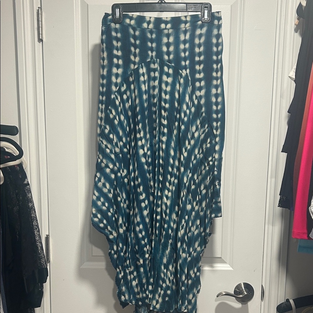 Tori Praver maxi skirt handkerchief hem